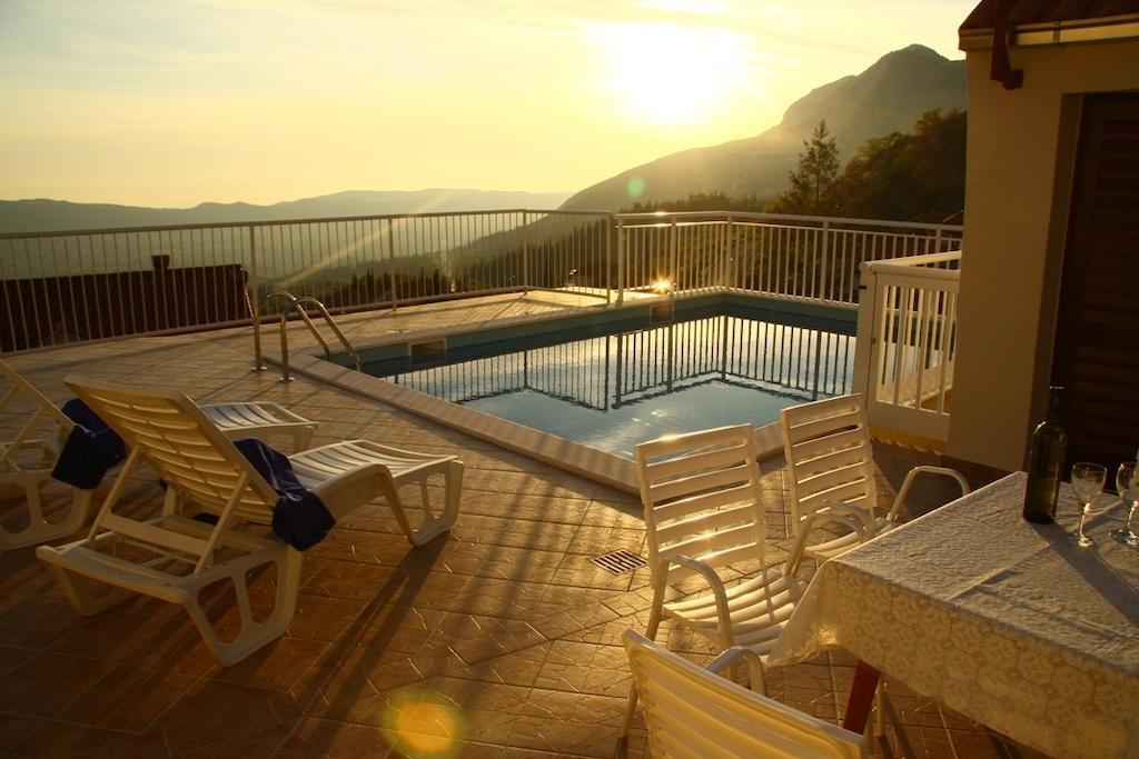 Holiday Home Urlovic Gruda الغرفة الصورة